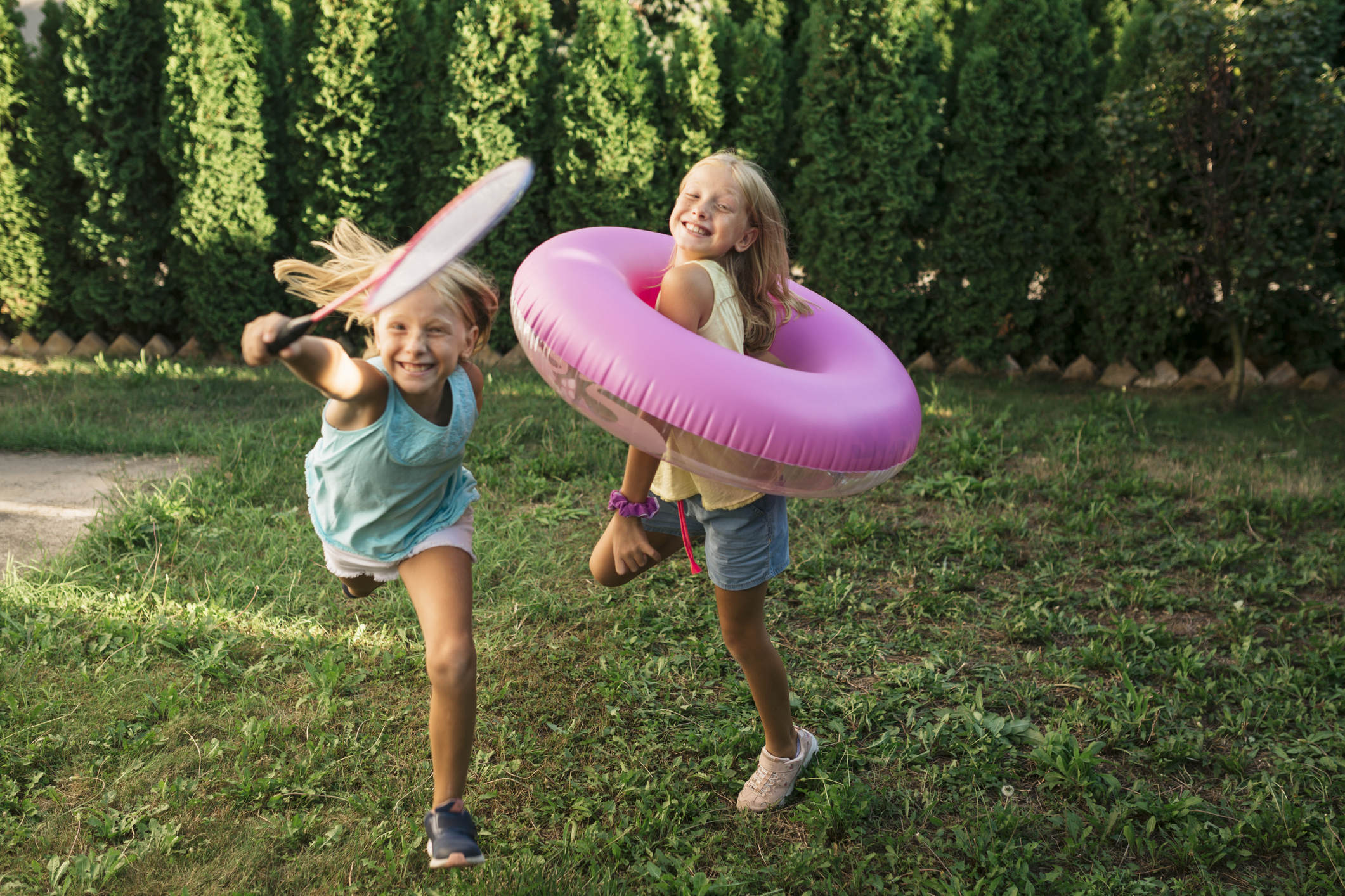 To barn som leker. Foto: Istock